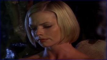 737417094_jaime-pressly-charmed-image-1-11.jpg