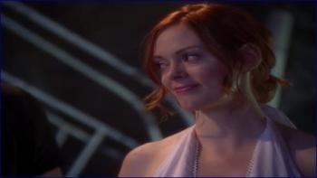 737417098_jaime-pressly-charmed-image-1-14.jpg