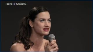 danica-curcic-lort-la-merda-2015-hd-720p-image-1-3.jpg