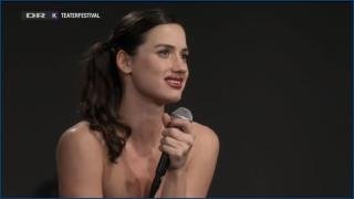 danica-curcic-lort-la-merda-2015-hd-720p-image-1-4.jpg