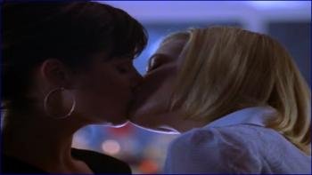 737417607_jaime-pressly-fastlane-image-1-8.jpg