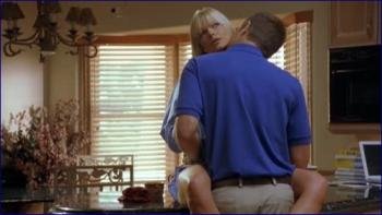 737417237_jaime-pressly-cruel-world-image-1-8.jpg