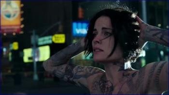 alexander-blindspot-s01e01-2015-hd-1080p-image-1-9.jpg