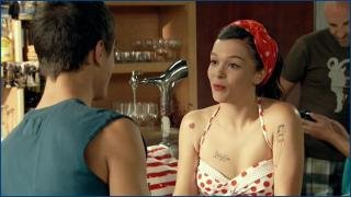 ennifer-lucio-natalia-roig-etc-con-el-culo-al-aire.jpg