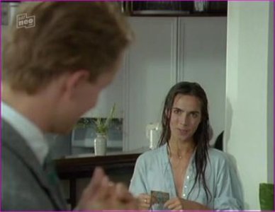 rbe-der-guldenburgs-s02e11-1990-hd-720p-image-1-14.jpg