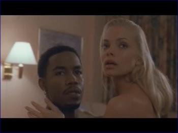 737418221_jaime-pressly-ringmaster-image-1-15.jpg