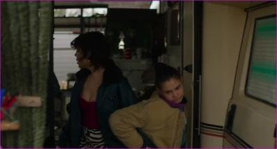 aela-ramazzotti-una-madre-2023-hd-1080p-image-1-10.jpg
