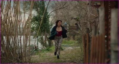 aela-ramazzotti-una-madre-2023-hd-1080p-image-1-11.jpg