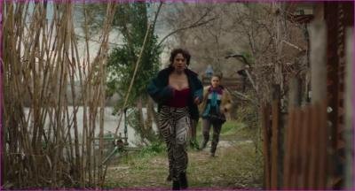 aela-ramazzotti-una-madre-2023-hd-1080p-image-1-12.jpg