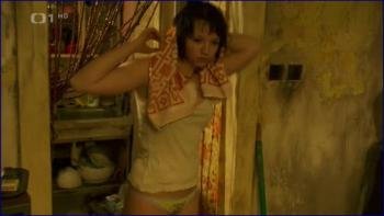 va-tereza-nvotova-bludicky-2010-hd-1080p-image-1-7.jpg
