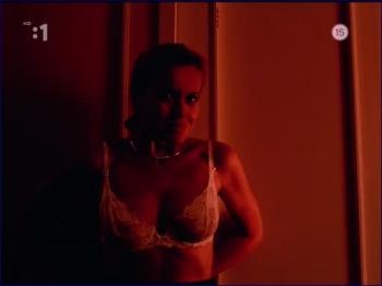 va-zuzana-sulajova-zahrada-1995-hd-1080p-image-1-6.jpg