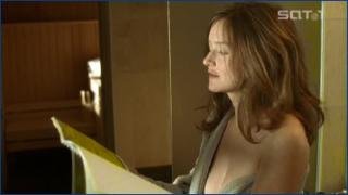 -ein-kleines-bisschen-schwanger-2007-hd-720p-image.jpg