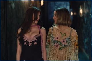 rina-carpenter-house-tour-official-video-image-1-2.jpg