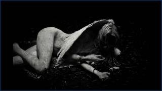 551_taylor-momsen-dear-god-2026-hd-1080p-image-1-8.jpg
