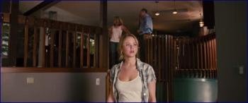 -house-at-the-end-of-the-street-2012-1080p-image-1.jpg